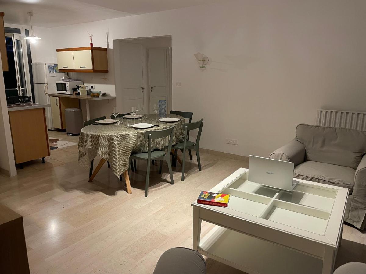 Appartement les pieds dans l'eau Saint-Mandrier-sur-Mer Extérieur photo