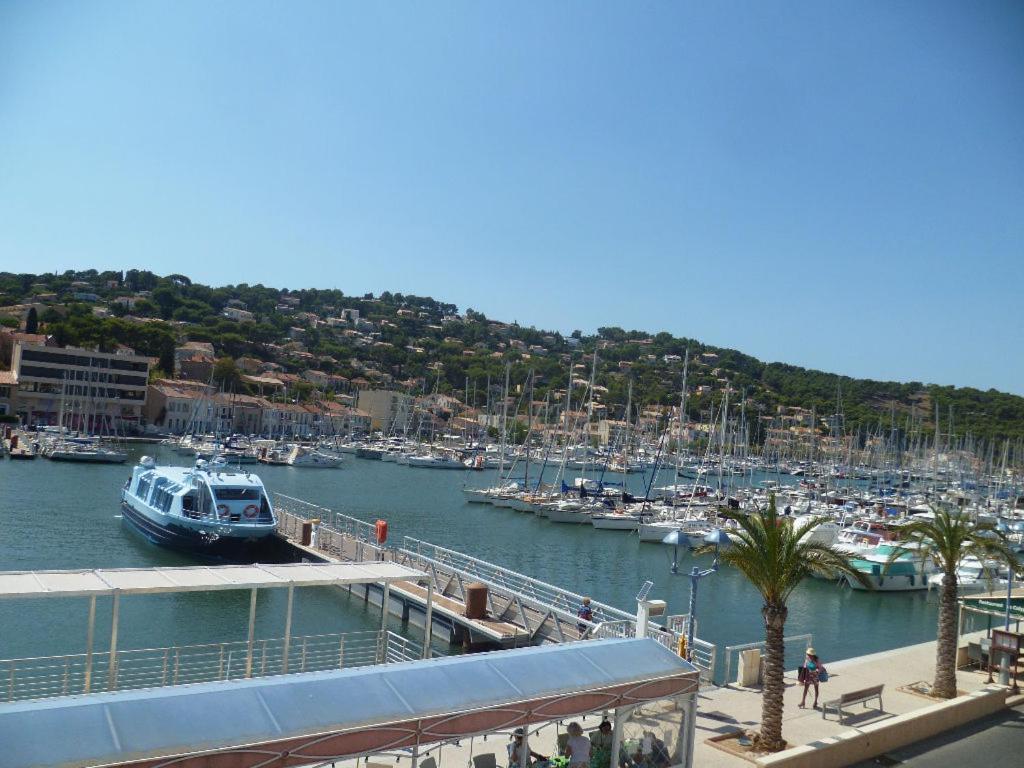 Appartement les pieds dans l'eau Saint-Mandrier-sur-Mer Extérieur photo