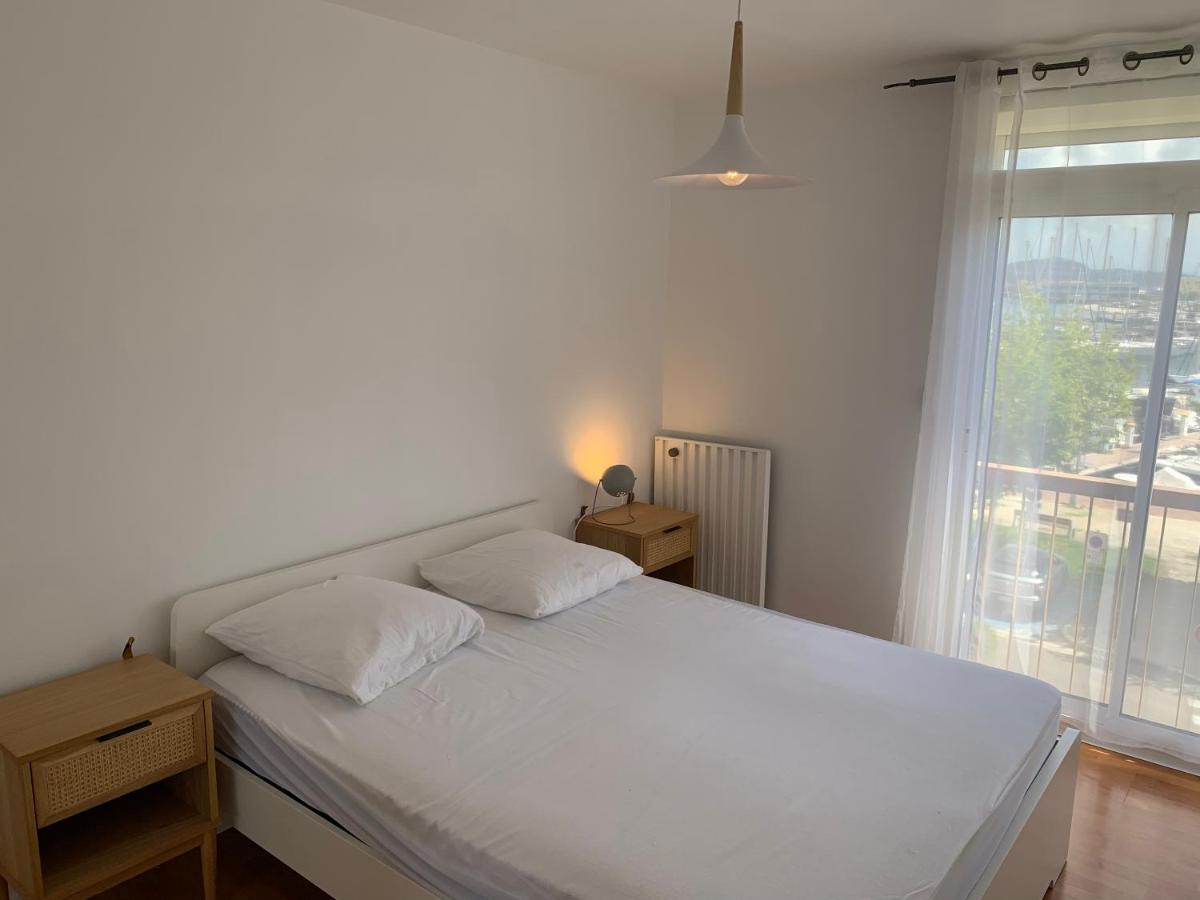 Appartement les pieds dans l'eau Saint-Mandrier-sur-Mer Extérieur photo